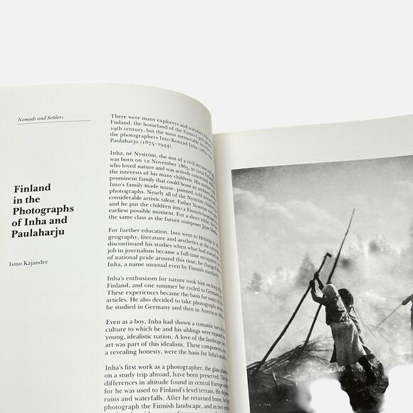 Vintage Paperback The Frozen Image Scandinavian Photography Walker Art Center - Picture 9 of 14